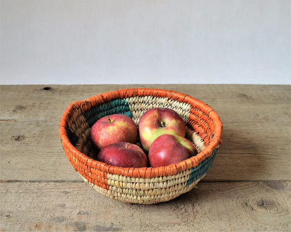 Vintage straw bowl, Fruit basket