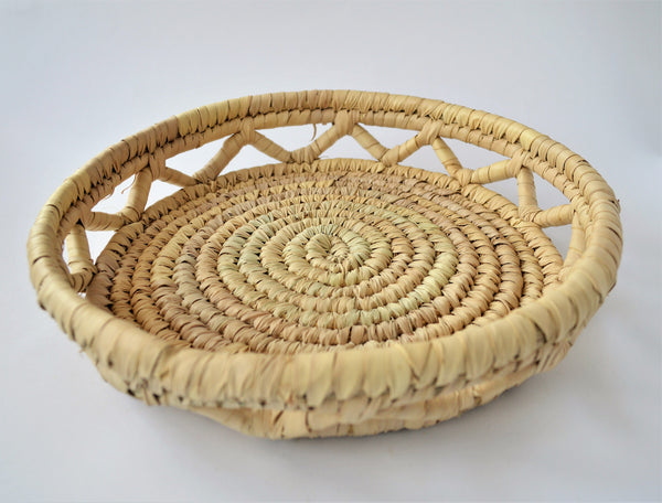 Round bread tray from palm wicker