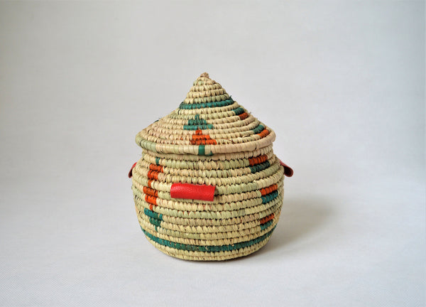 Moroccan-style basket with lid