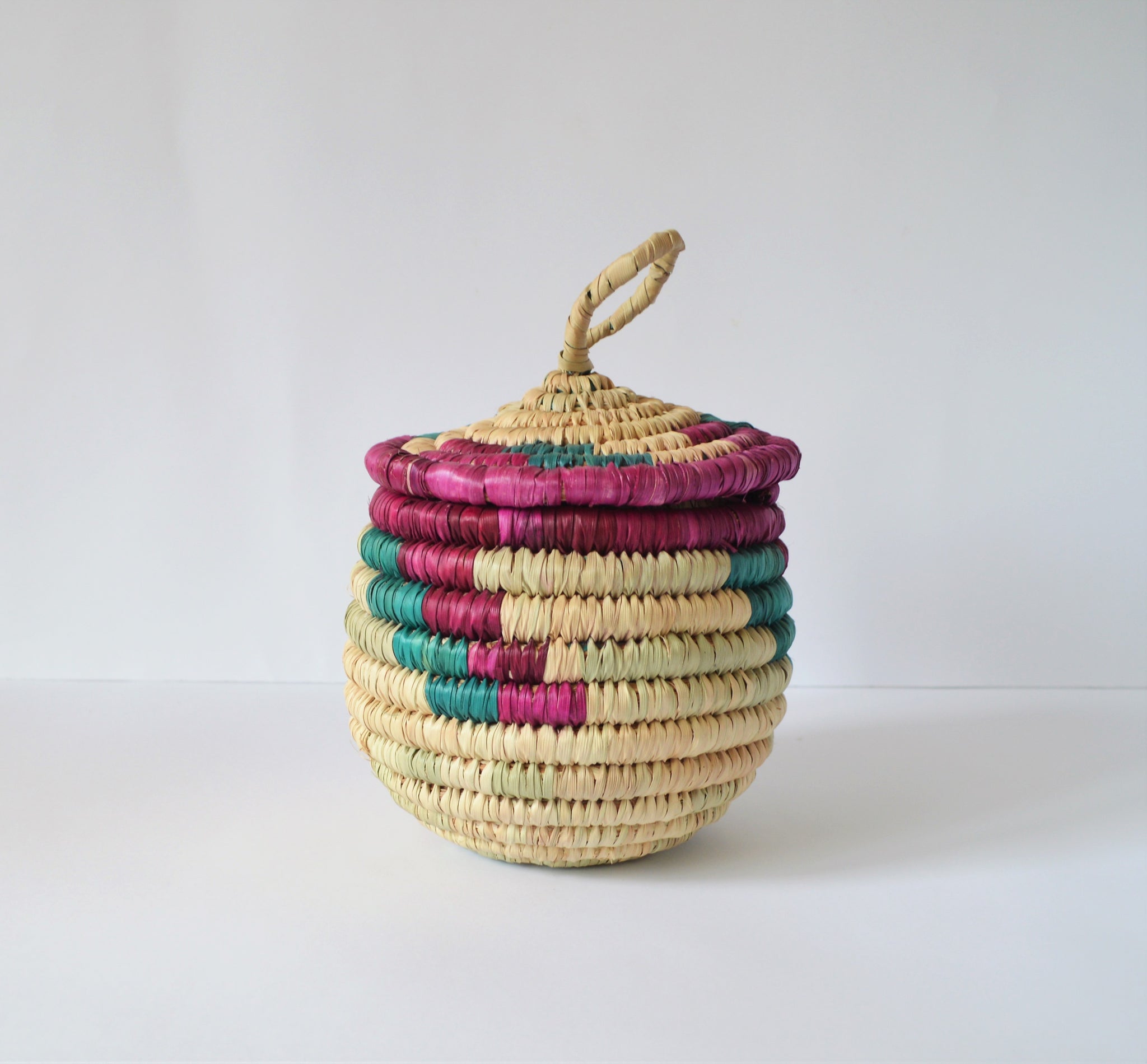 Vintage coiled basket with lid, Rustic, Bohemian