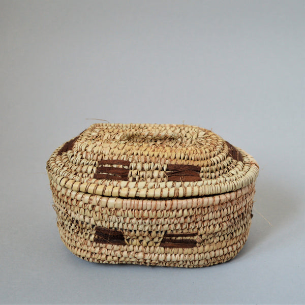 Ethnic Egyptian woven straw box with a fitted lid