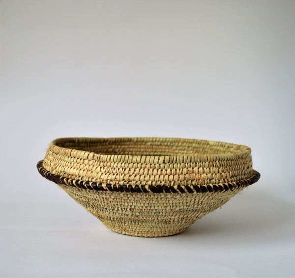 Traditional rustic woven basket with lid, Made in Egypt