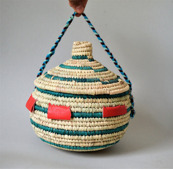 Decorative boho basket with lid