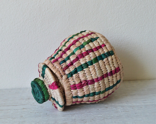 Traditional straw wicker box (green, pink)