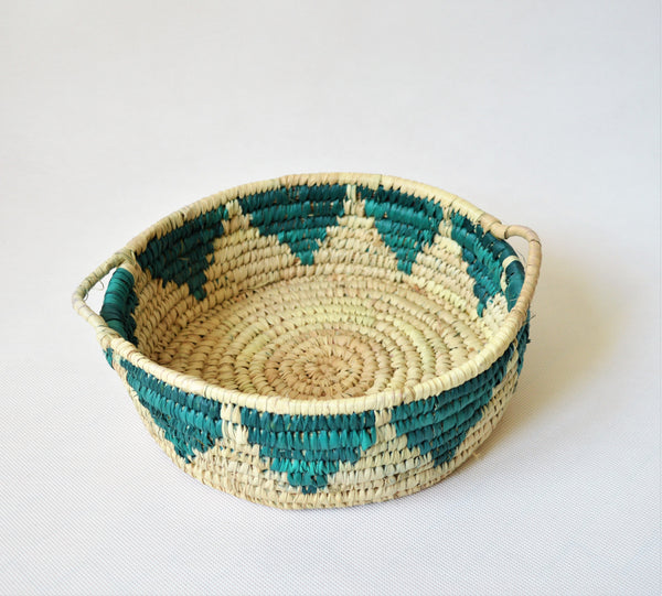 Woven fruit basket, Round