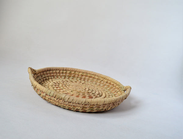 Round straw wicker tray, Egyptian palm leaves tray for fruit and bread